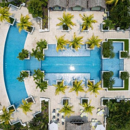 Indura Beach & Golf Resort Curio Collection By Hilton Тела Екстериор снимка
